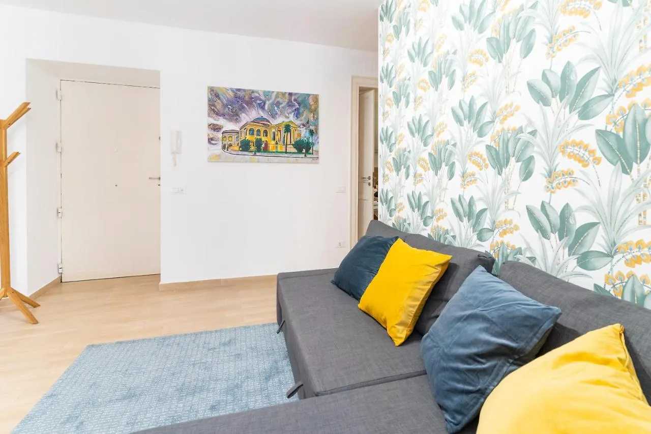Four Luxury Apartment Palermo Italia
