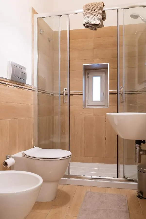 Four Luxury Apartment Palermo Italia